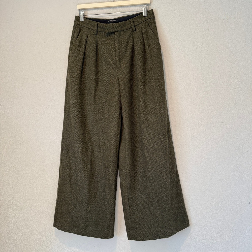 Banana Republic Olive Green Herringbone Wool Blend Wide Leg Trousers Size 8